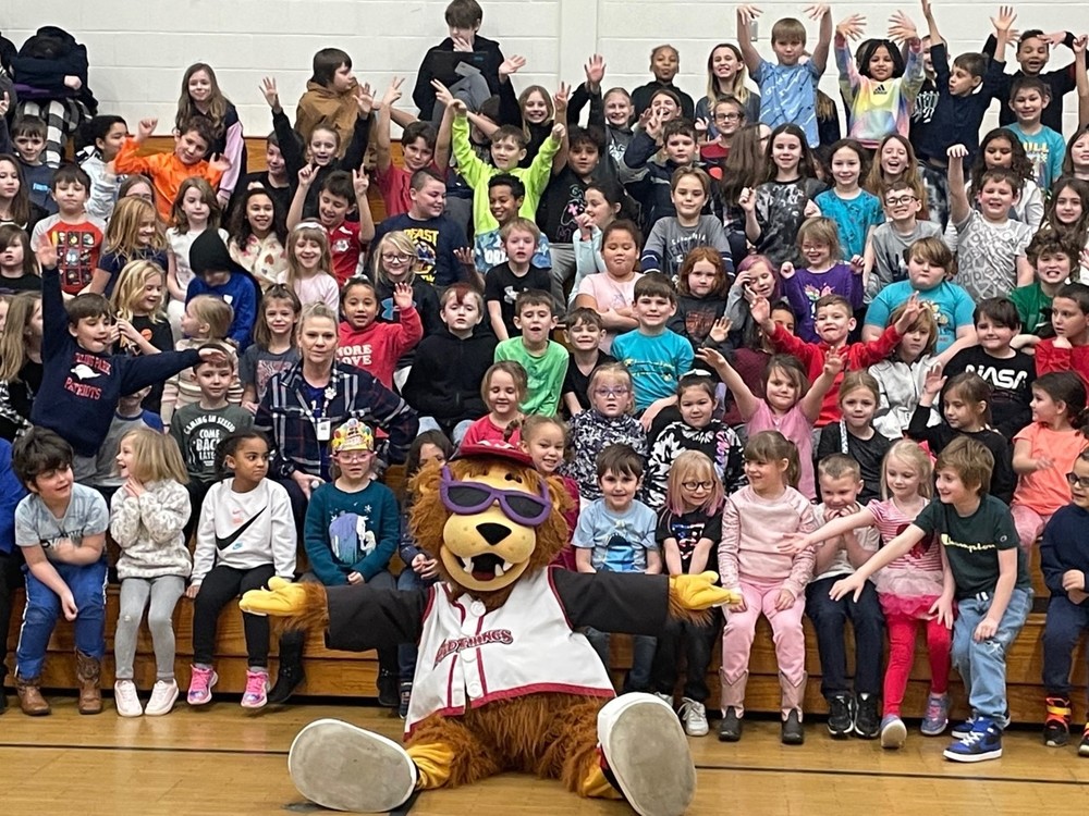 The Washington Wild Thing Visits Warwood Elementary School students.